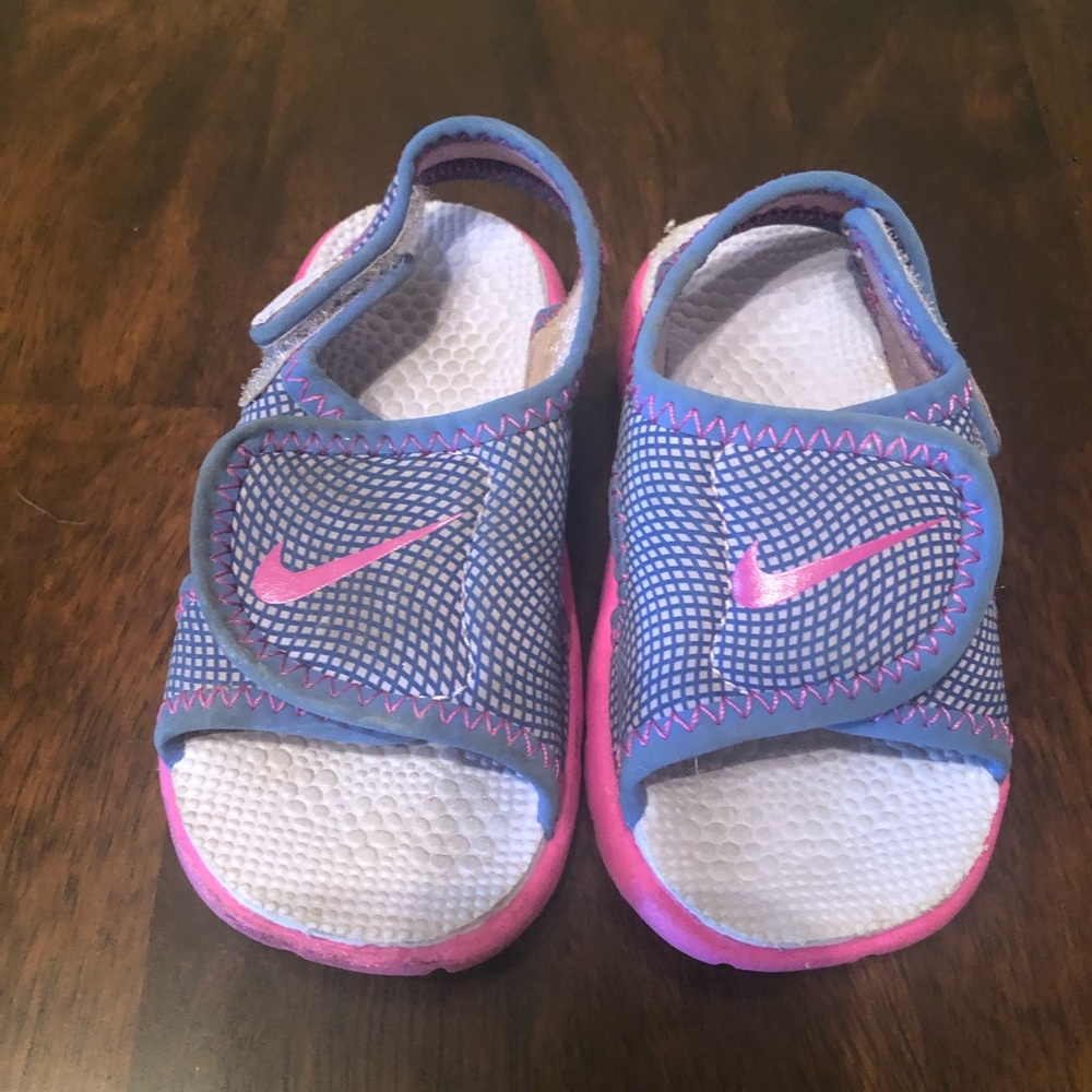 Baby girl Nike sandals